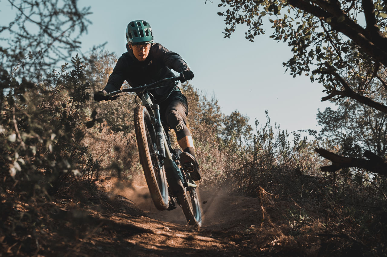 &iquest;Deber&iacute;as considerar un kit de motor el&eacute;ctrico para tu bicicleta de monta&ntilde;a?
