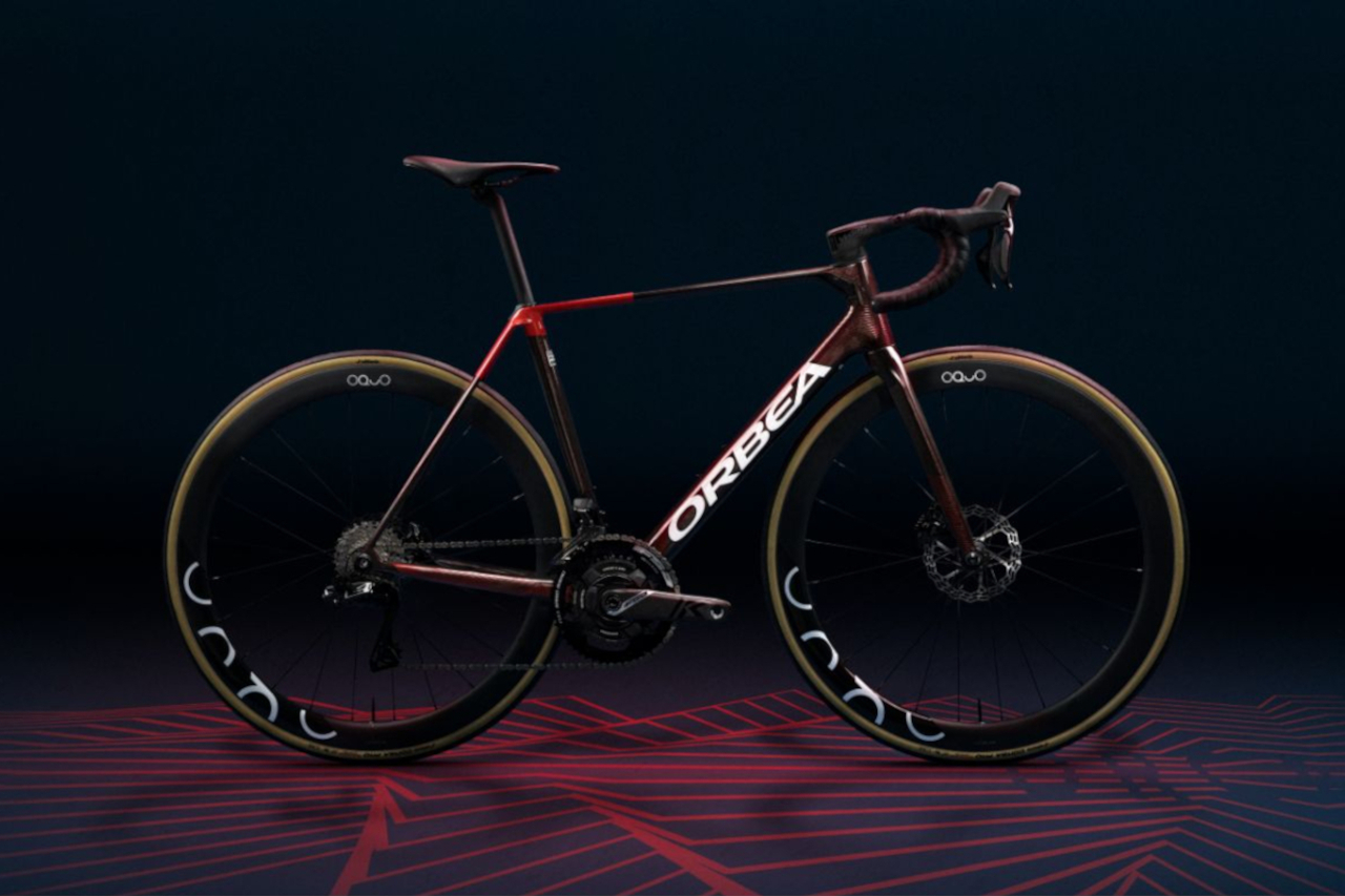 Comparativa: Orbea Orca 2025 vs Giant TCR 2025