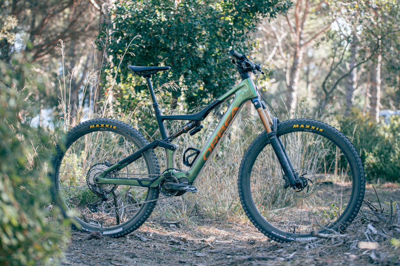 Bicicletas el&eacute;ctricas: monta&ntilde;a, carretera, gravel y paseo [Gu&iacute;a Completa]