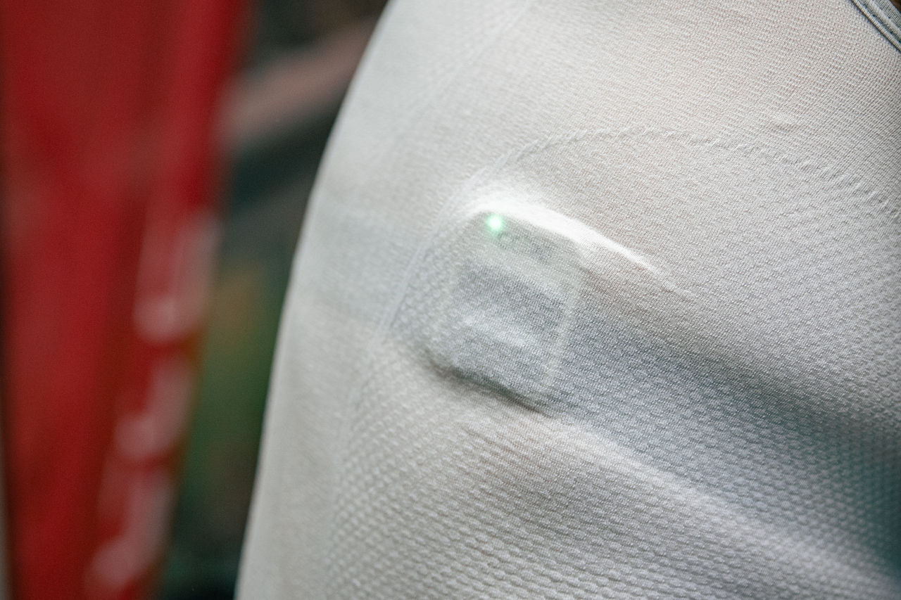 Mejora tu rendimiento en la bici: Entrenamientos con calor con CORE Sensor