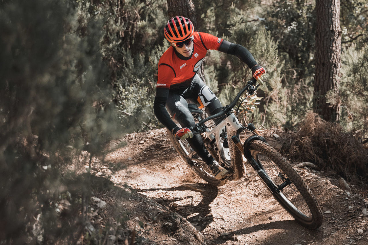 &iquest;Deber&iacute;as considerar un kit de motor el&eacute;ctrico para tu bicicleta de monta&ntilde;a?