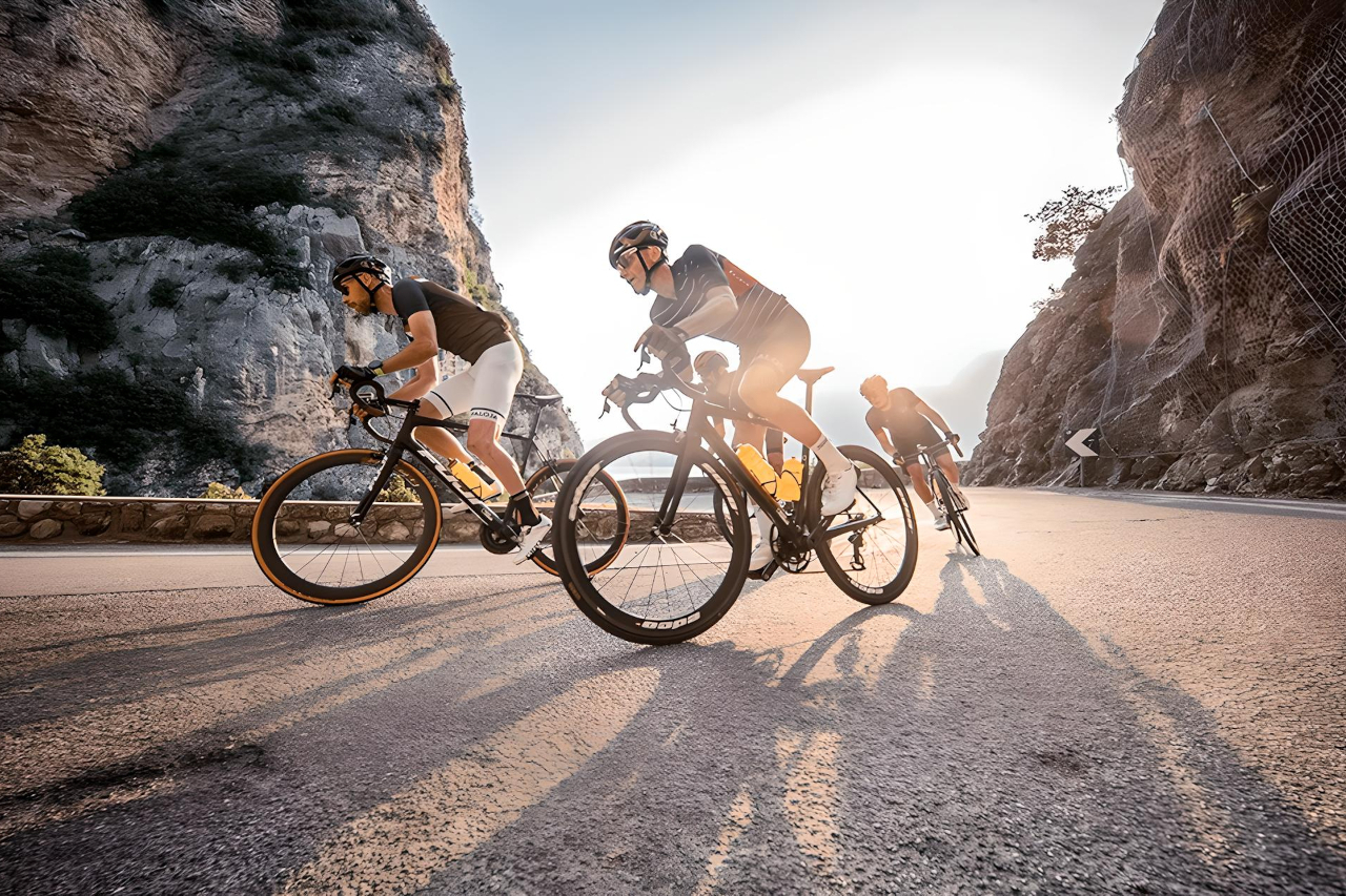 Todo sobre suplementos dietéticos ciclistas en 2025: rendimiento y recuperación